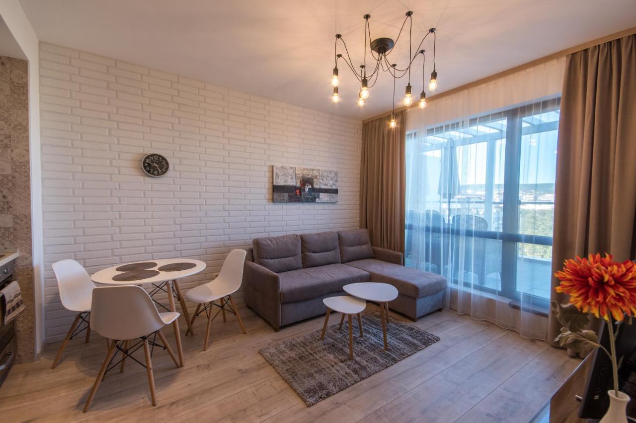 City Apartments Triumph Varna Eksteriør bilde