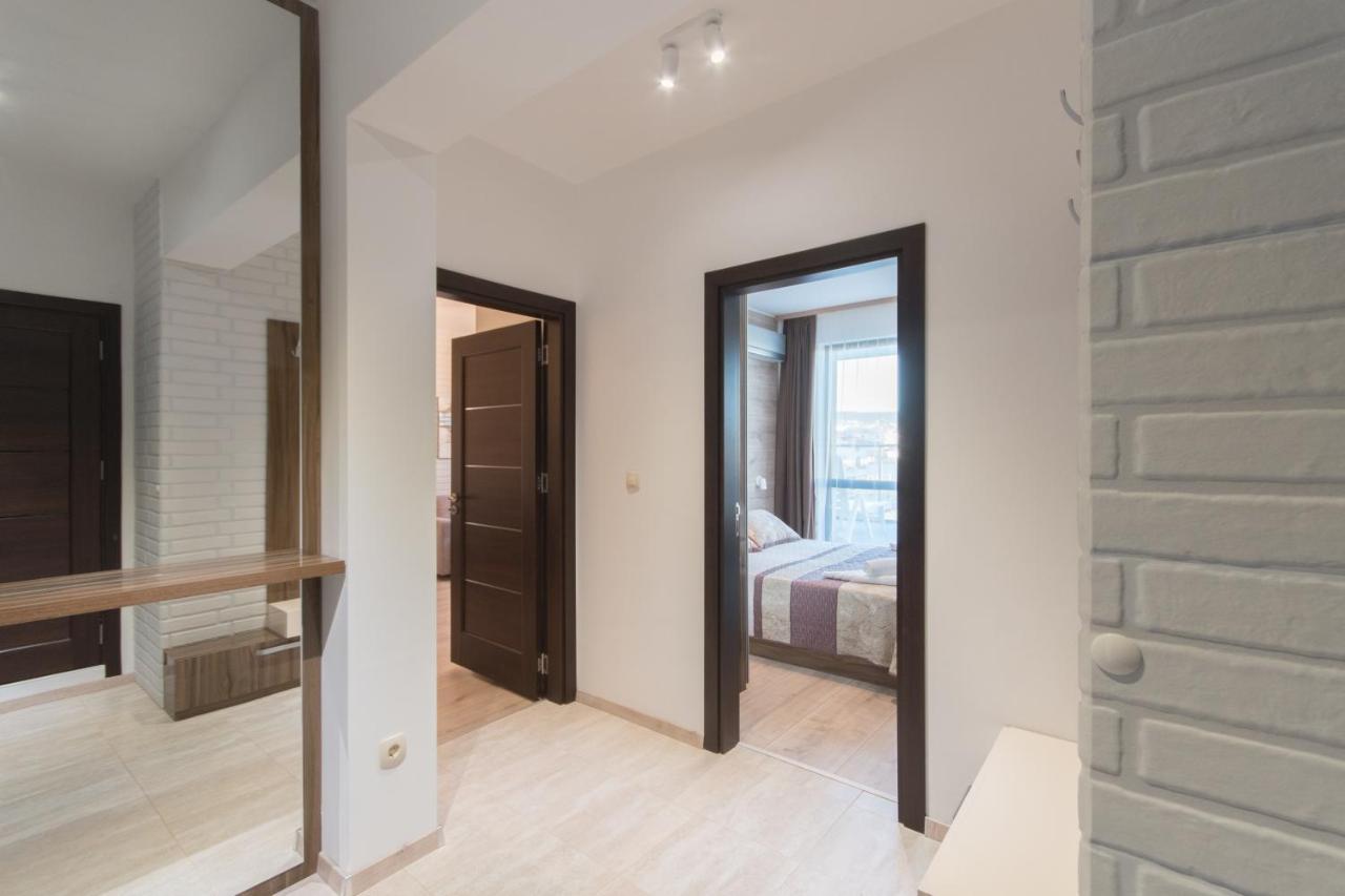City Apartments Triumph Varna Eksteriør bilde