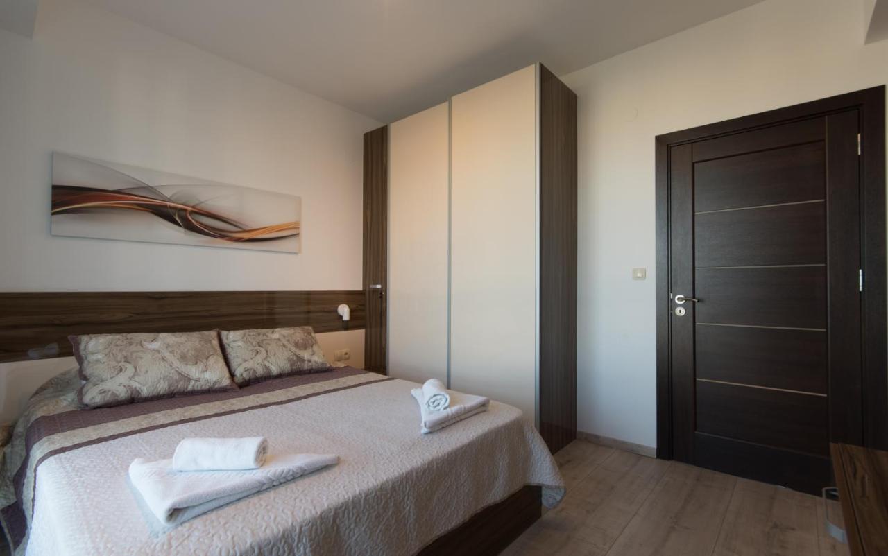 City Apartments Triumph Varna Eksteriør bilde