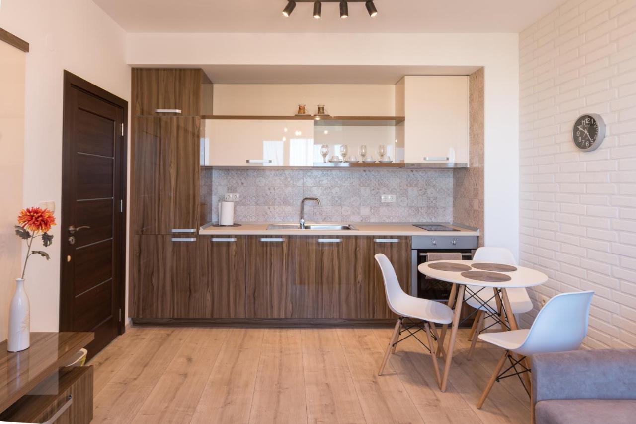 City Apartments Triumph Varna Eksteriør bilde